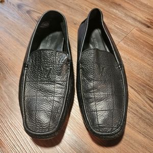 Louis Vuitton flats/loafers